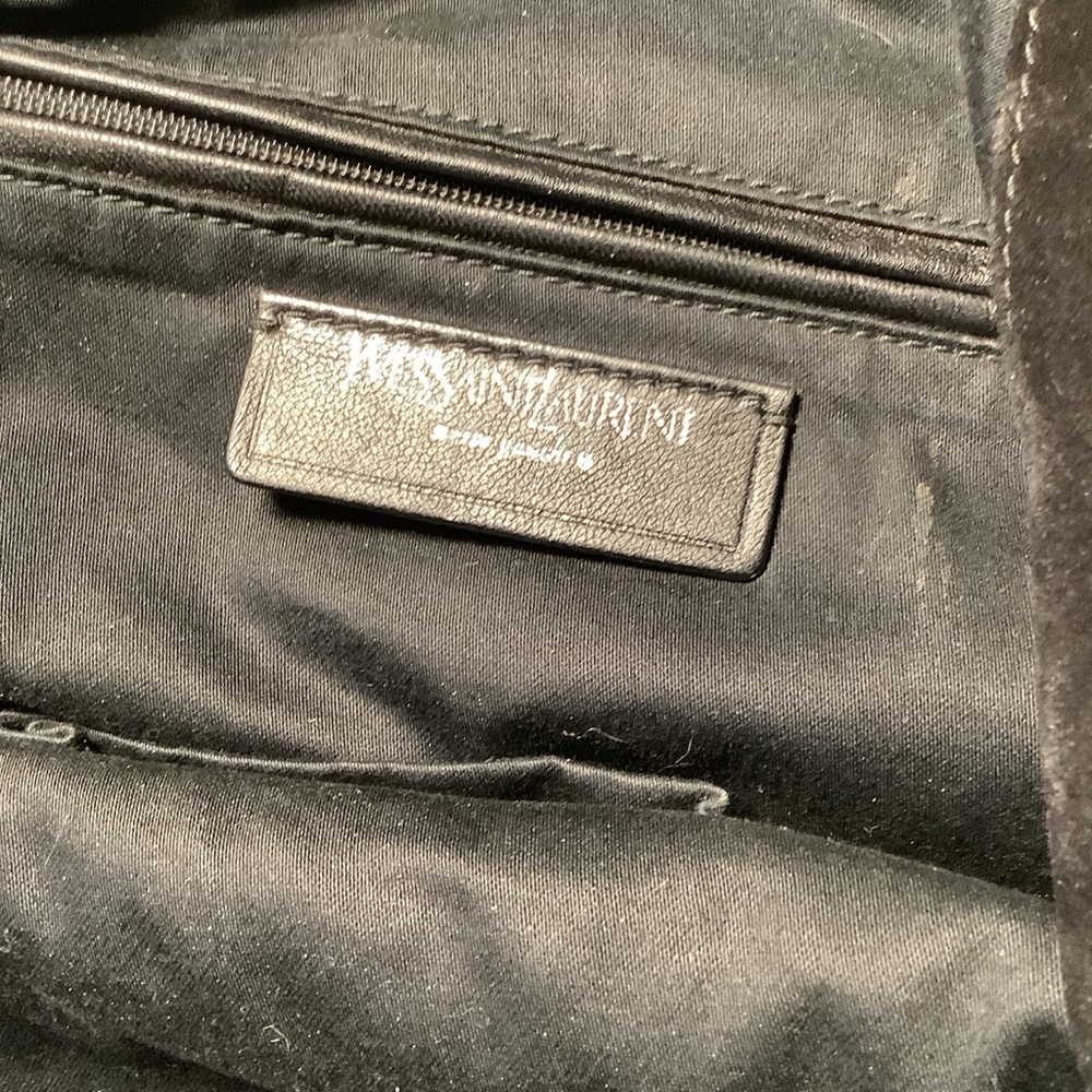 Pristine Ysl Vintage Black Patent Hobo - Rive Gau… - image 2